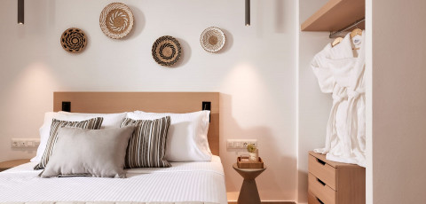 ARCOS SUITES - KAMARES image 18