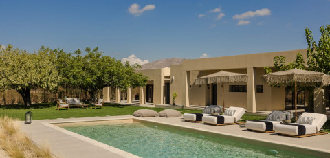 THE ATTICAN VILLA & ESTATE - SLEEPS 8 PERSONS image 1