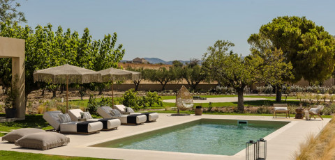 THE ATTICAN VILLA & ESTATE - SLEEPS 8 PERSONS image 18