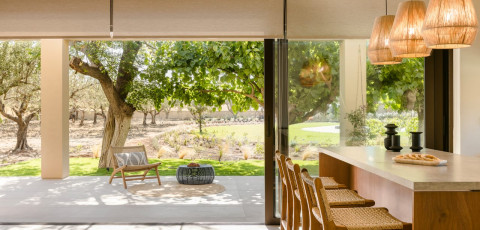 THE ATTICAN VILLA & ESTATE - SLEEPS 8 PERSONS image 6