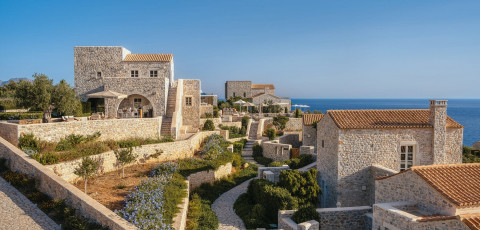 BASSA MAINA VILLAS & SUITES image 4