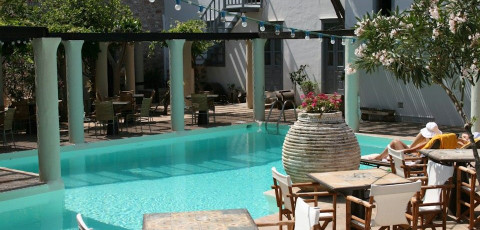 BRATSERA HOTEL image 11