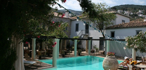 BRATSERA HOTEL image 12