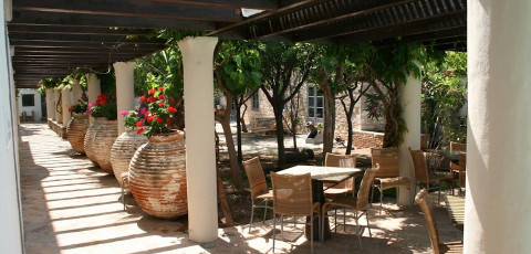 BRATSERA HOTEL image 13