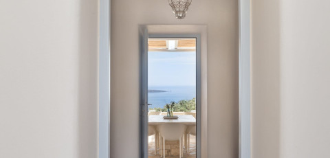 CALME BOUTIQUE HOTEL - CHRYSSI AKTI image 8