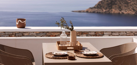 EUTOPIA SUITES - VATHI image 1