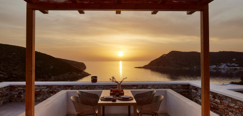 EUTOPIA SUITES - VATHI image 8