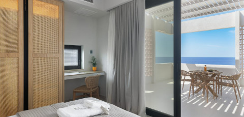 INFINITY VIEW SUITES - TINOS TOWN image 6