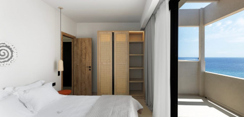 INFINITY VIEW SUITES - TINOS TOWN image 12