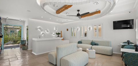 MAJO SUITES HOTEL - AGIA ANNA image 2