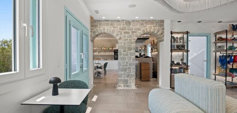 MAJO SUITES HOTEL - AGIA ANNA image 4