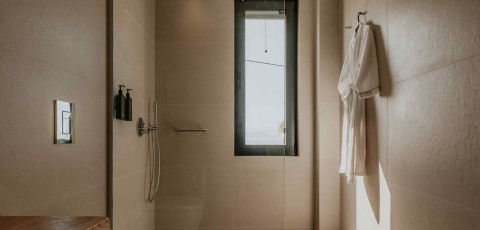 OSTRAKO BEACHSIDE SUITES - AGIA ANNA image 4