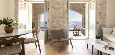 AMANI EARTHY LIVING SUITES - MANI image 12
